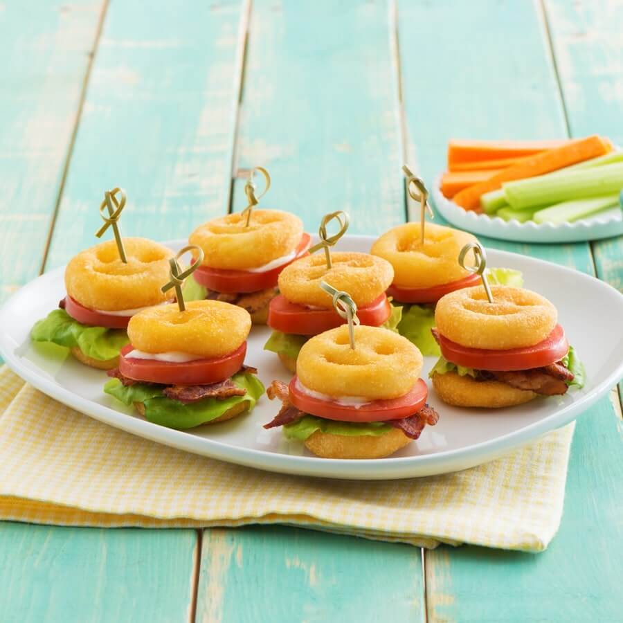 Mini sandwichs BLT souriants
